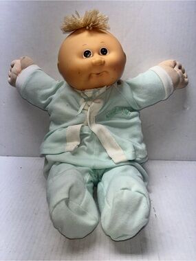 Vintage cabbage patch kids doll